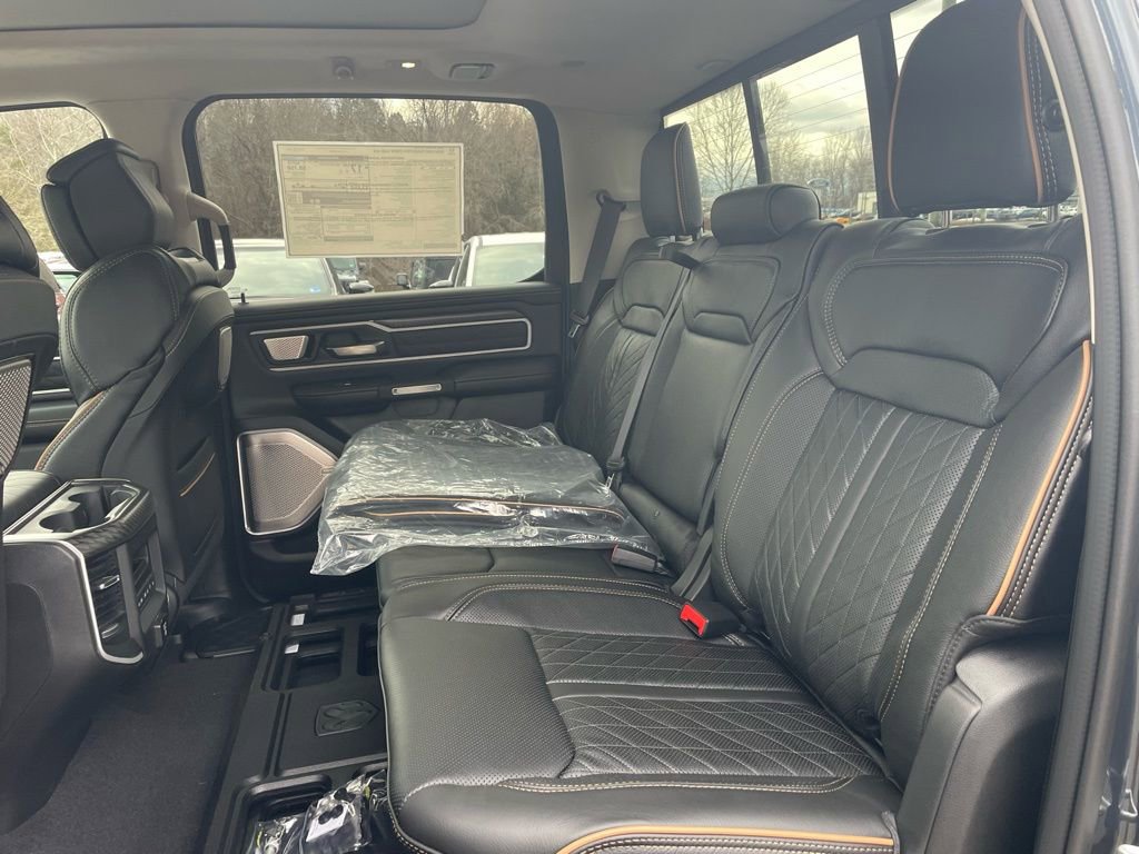 New 2026 RAM 1500 Tungsten w/ Trailer Tow Group image 9