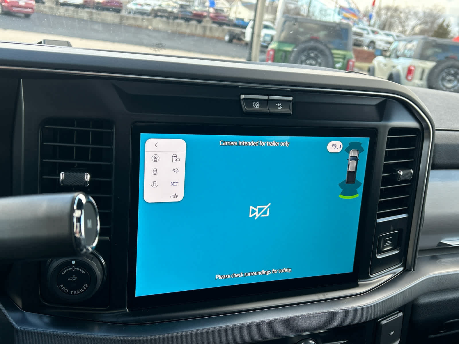 New 2026 Ford F350 Platinum w/ Tremor Off-Road Package image 43