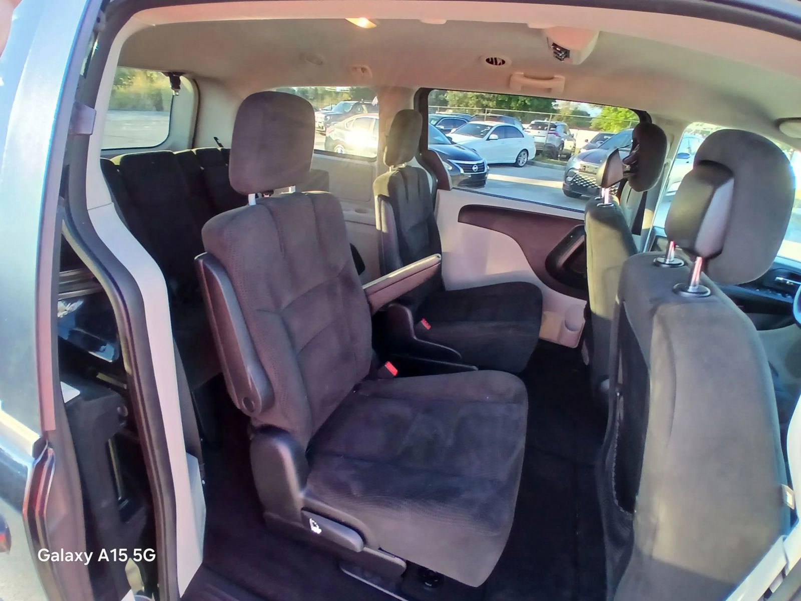 Used 2016 Dodge Grand Caravan SE w/ Quick Order Package 29E SE image 12