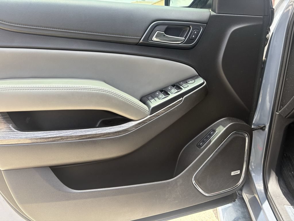 Used 2015 Chevrolet Suburban LT AWD/4WD image 10