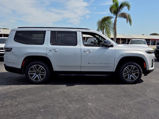 New 2026 Jeep Grand Wagoneer 2WD w/ Premium Group I image 2