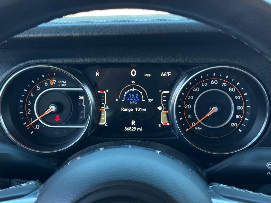 Used 2023 Jeep Gladiator Overland w/ Popular Equipment Package image 10