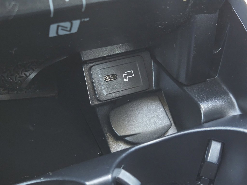 Used 2022 Mercedes-Benz E 350 Sedan image 22