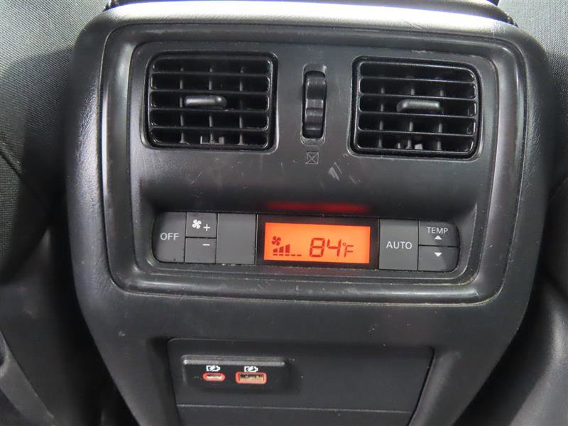 Used 2019 Nissan Pathfinder S AWD/4WD image 32