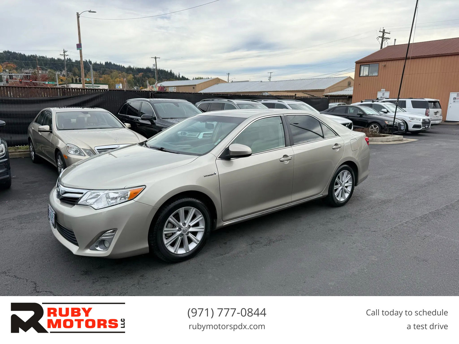 Used 2014 Toyota Camry XLE w/ Leather Package