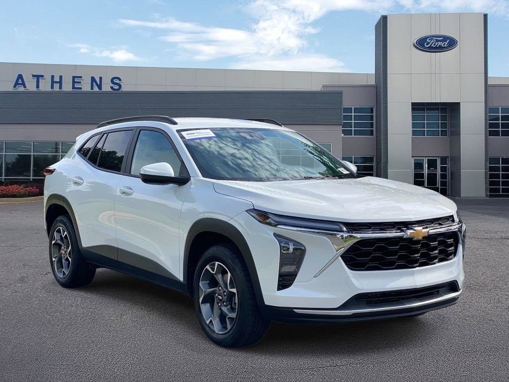Used 2024 Chevrolet Trax LT FWD video 1