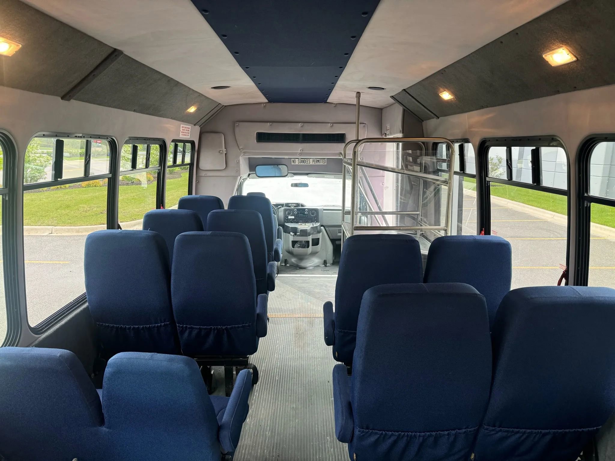 Used 2011 Ford E-450 and Econoline 450 Super Duty w/ Shuttle Bus Prep Pkg image 11