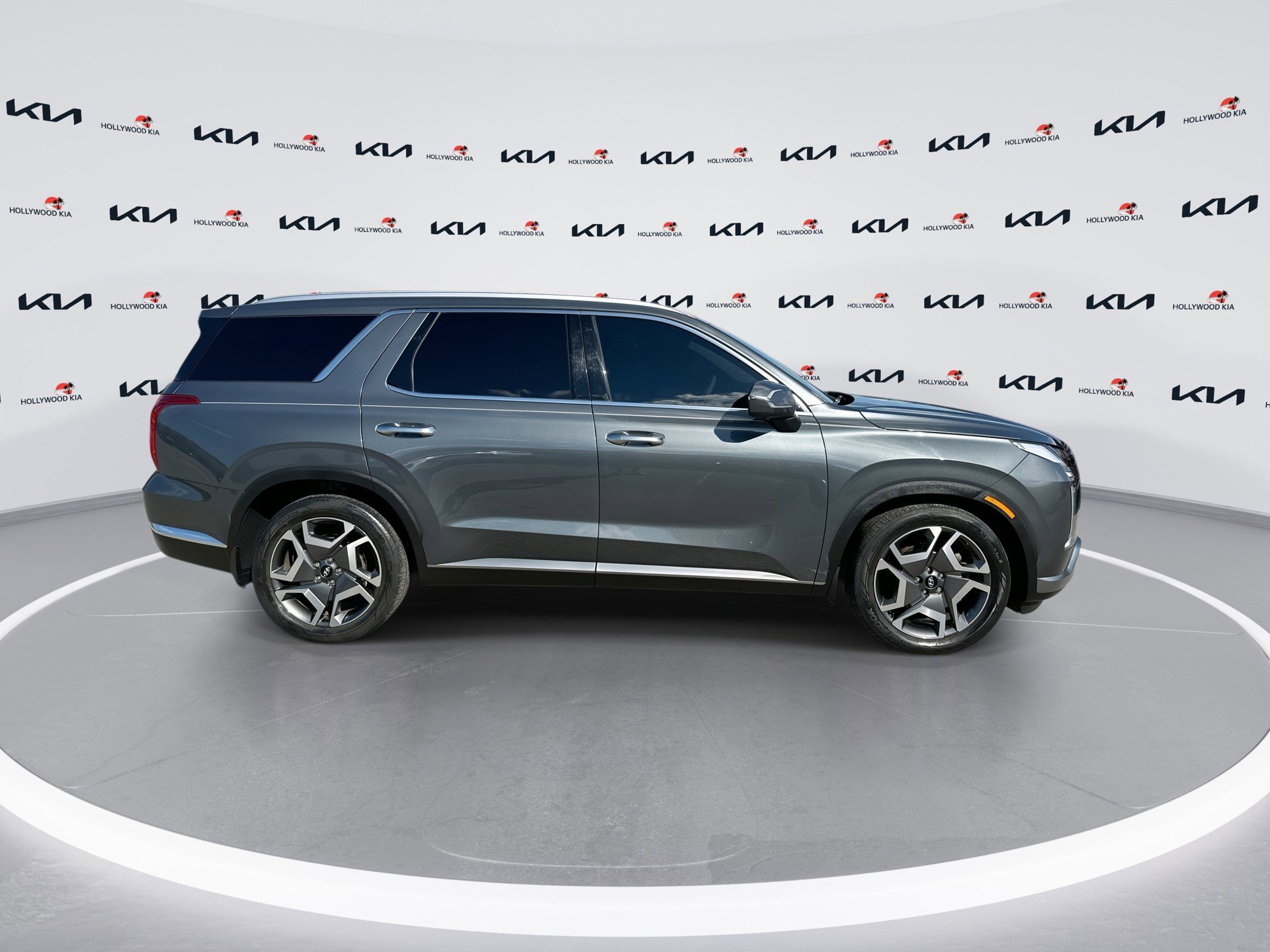 Used 2024 Hyundai Palisade Limited image 9