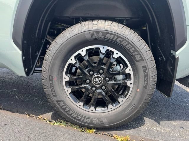 New 2026 Toyota Tundra SR5 AWD/4WD image 11