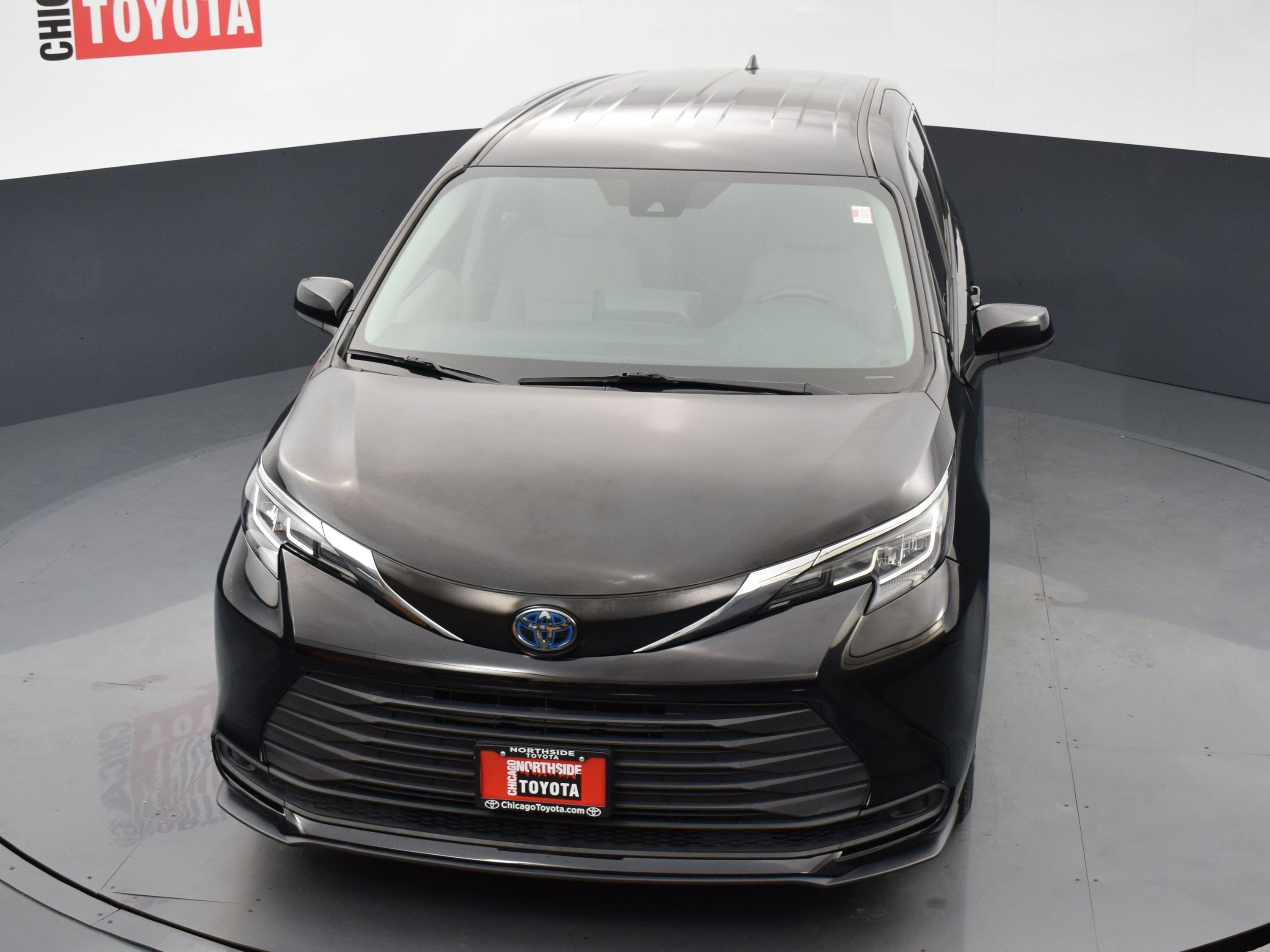 Used 2022 Toyota Sienna LE FWD image 24
