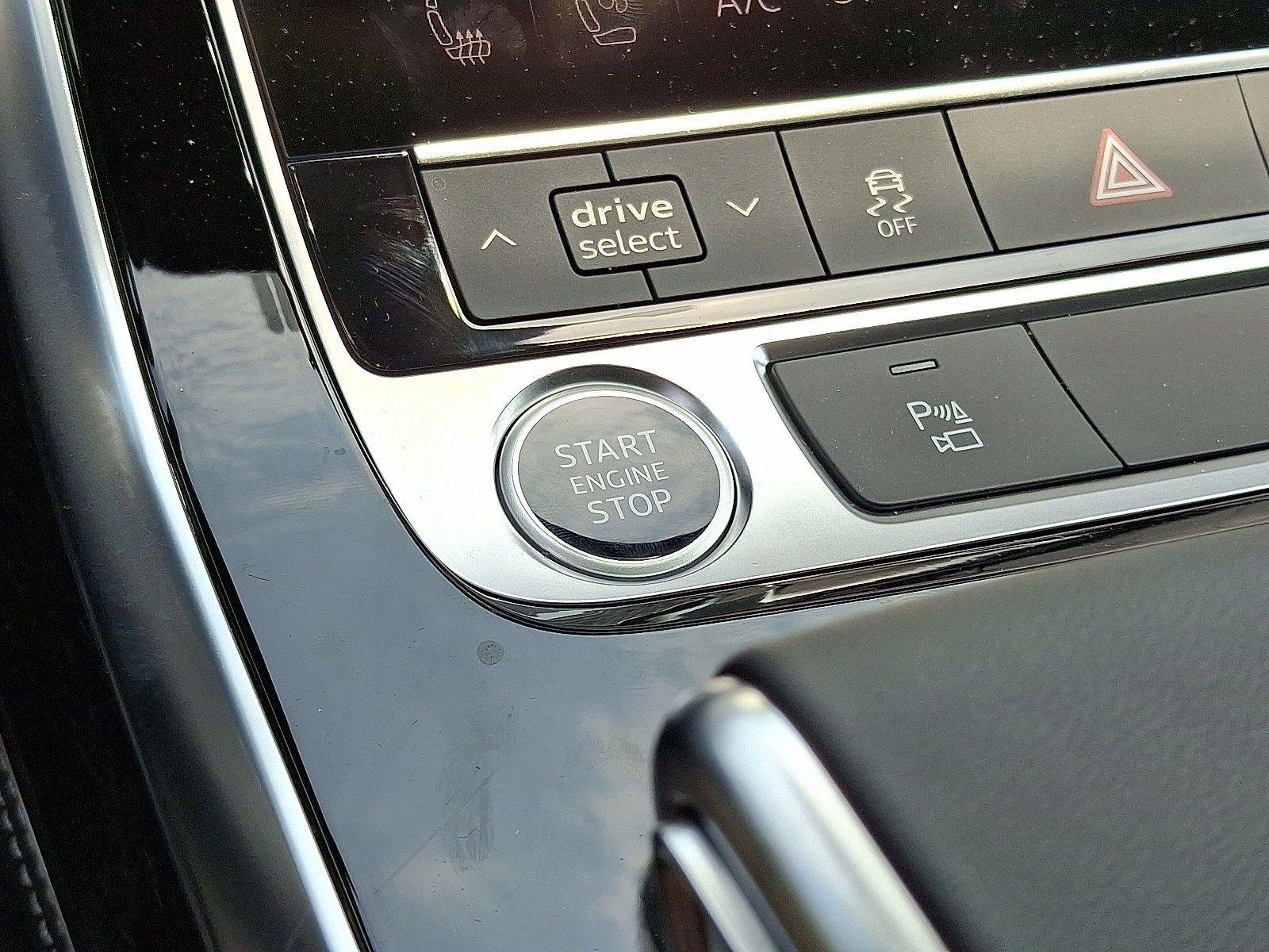 New 2025 Audi Q7 3.0T Premium Plus image 16