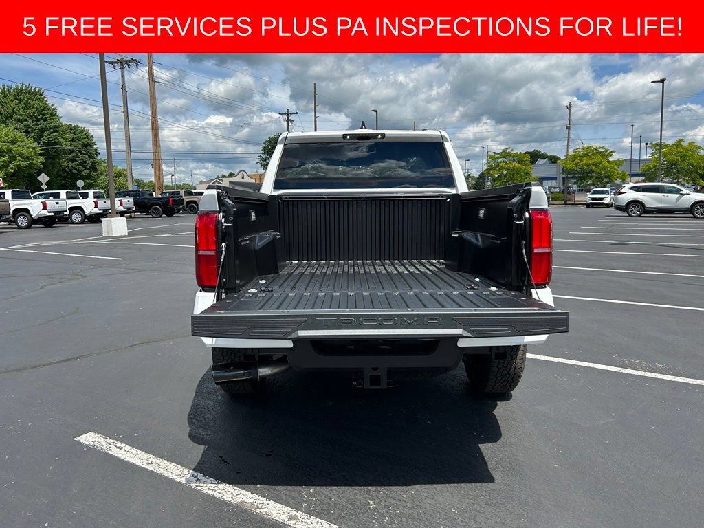 Used 2026 Toyota Tacoma TRD Off-Road AWD/4WD image 5