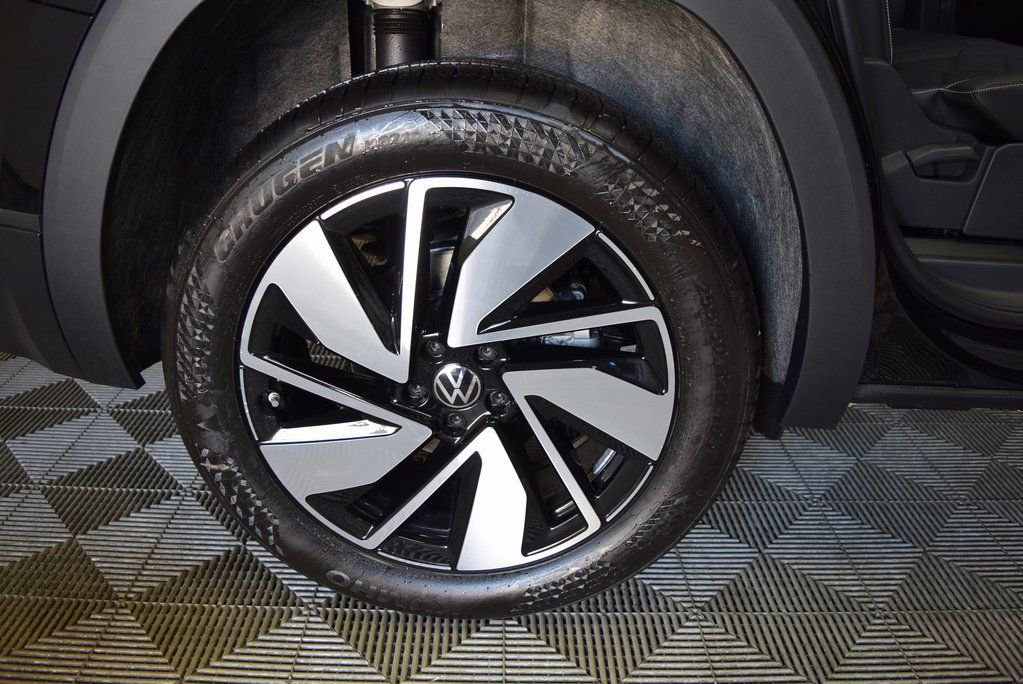 New 2026 Volkswagen Atlas SE image 12