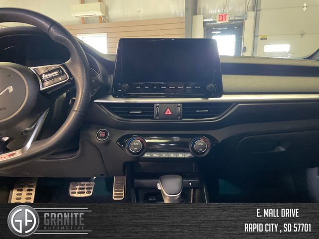 Used 2024 Kia Forte GT-Line w/ GT-Line Premium Package image 17