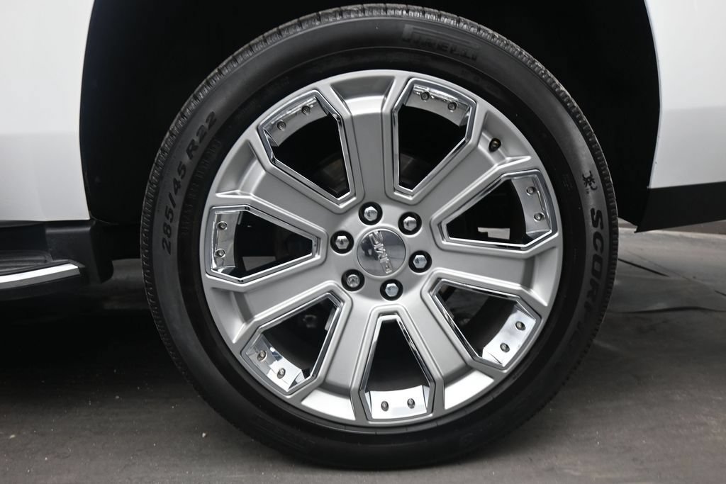 Used 2017 GMC Yukon SLT AWD/4WD image 15