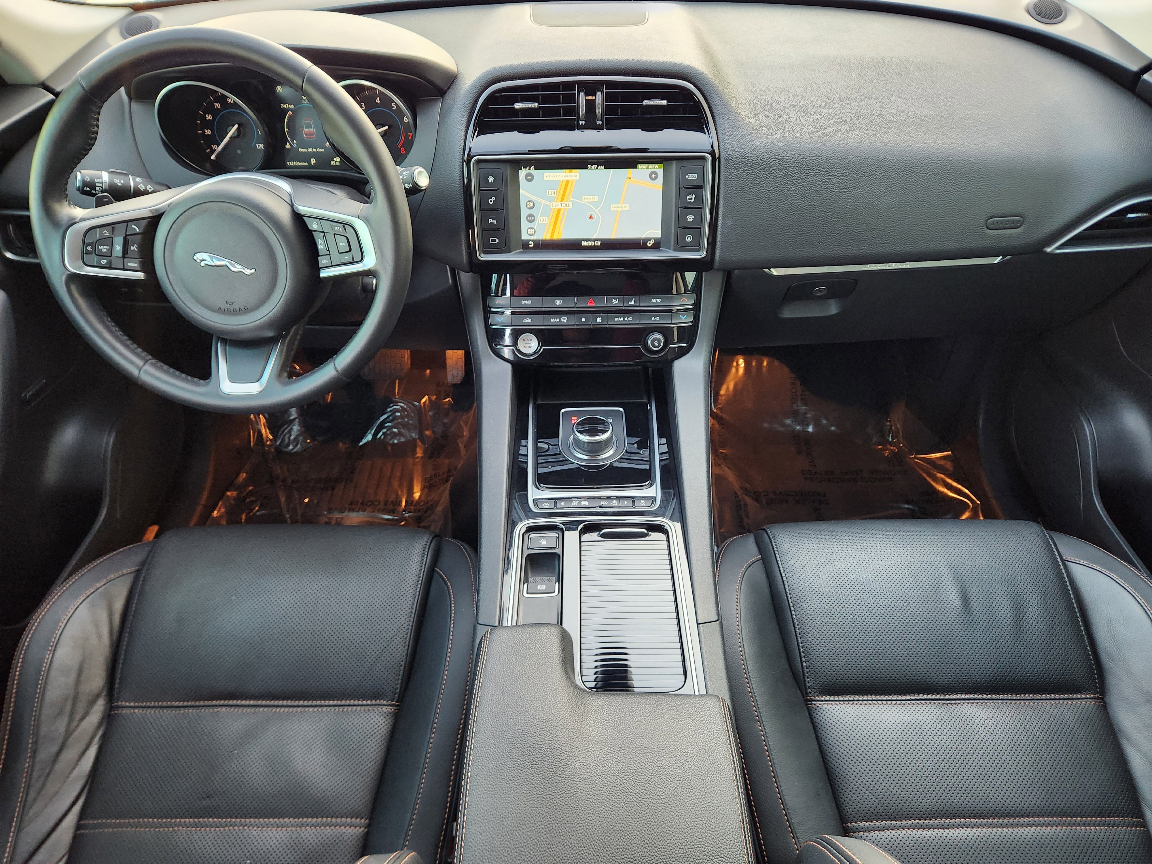 Used 2018 Jaguar F-PACE Prestige image 28