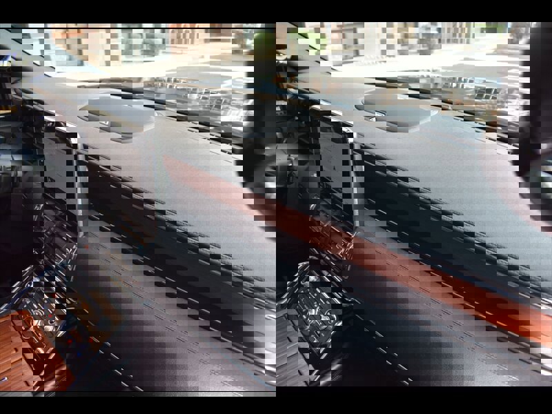 Used 2018 Lincoln Navigator L Select image 40