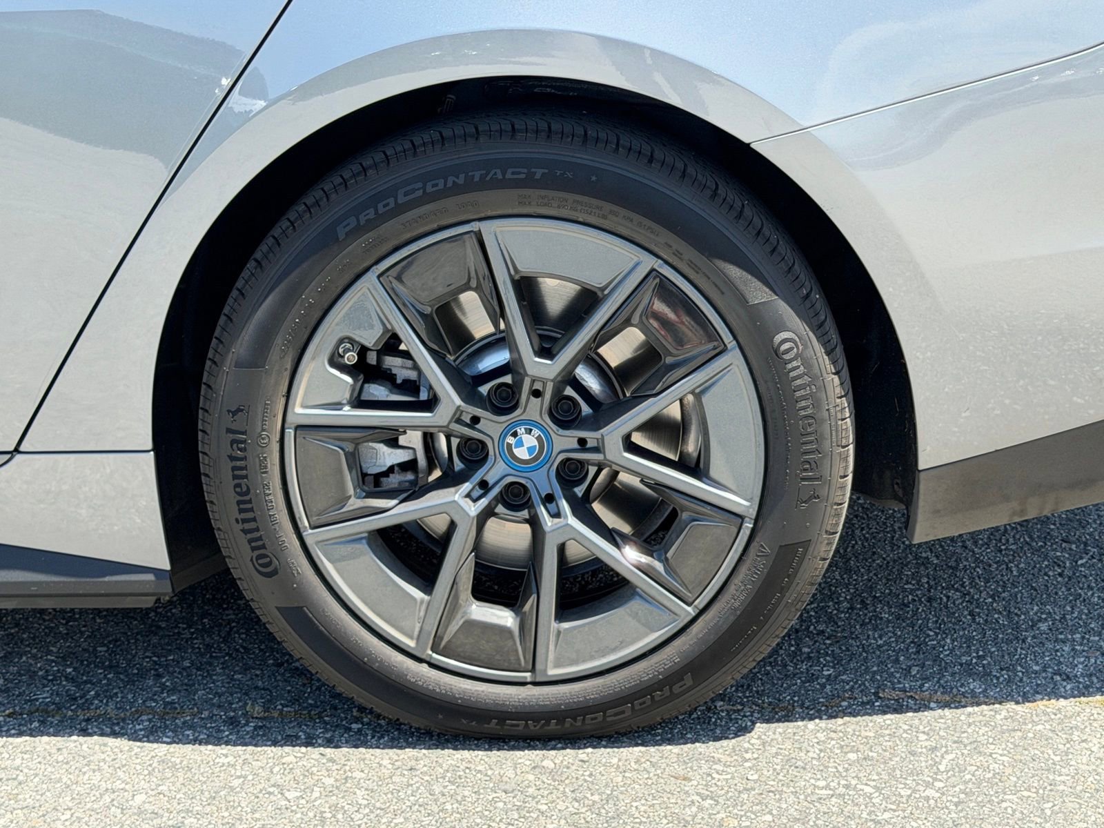 Certified 2024 BMW i4 eDrive40 w/ Convenience Package RWD image 19