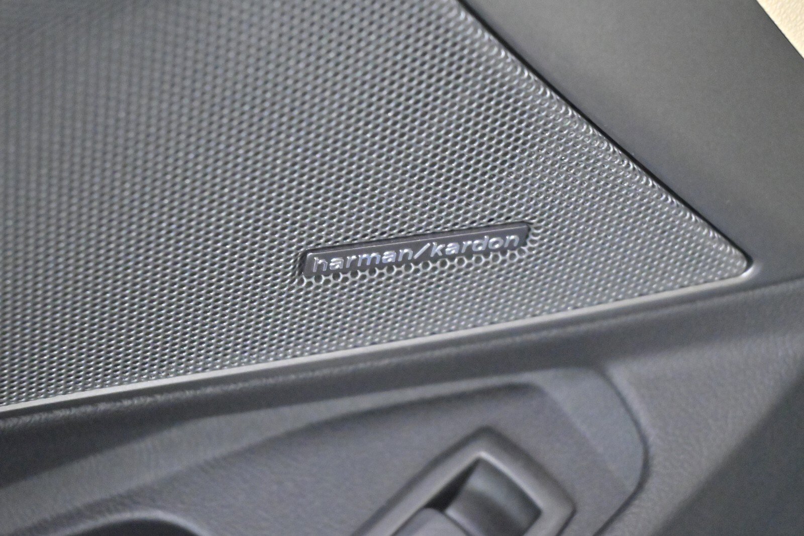 New 2026 BMW 330i xDrive Sedan w/ Premium Package image 15