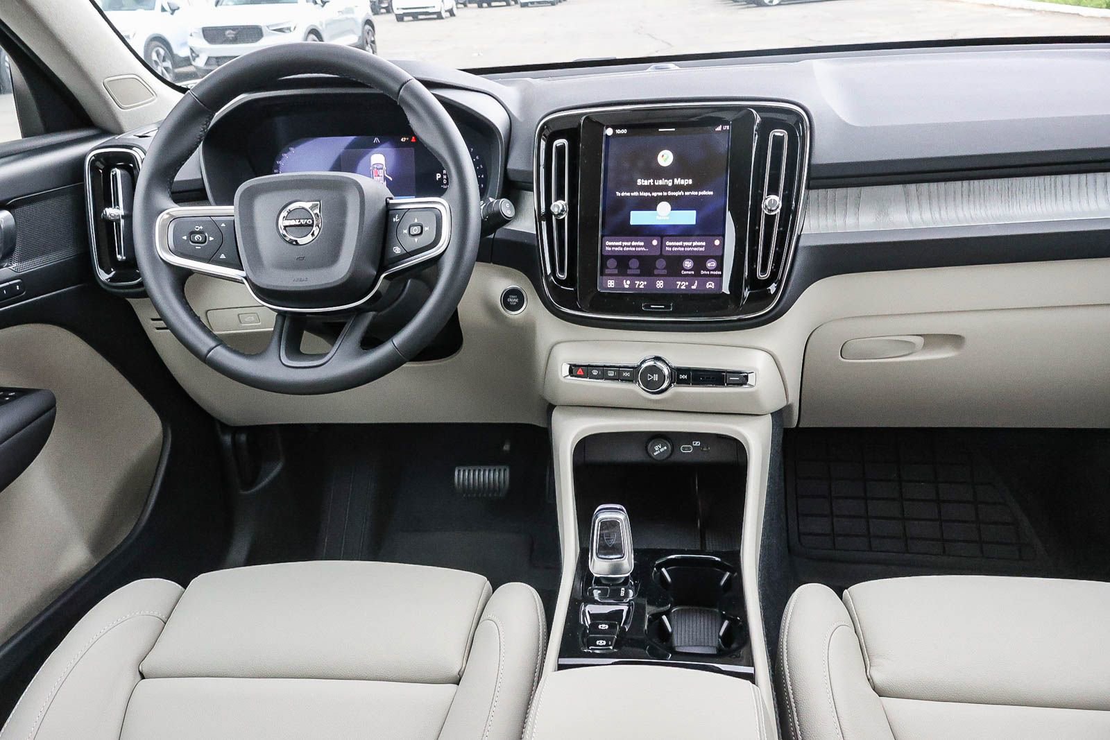 New 2026 Volvo XC40 B5 Plus w/ Protection Package Premier image 22