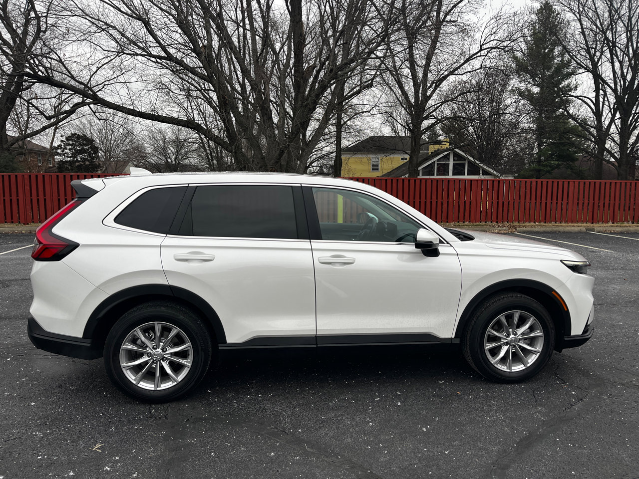 Used 2023 Honda CR-V EX-L image 2