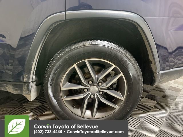 Used 2018 Jeep Grand Cherokee Limited image 25