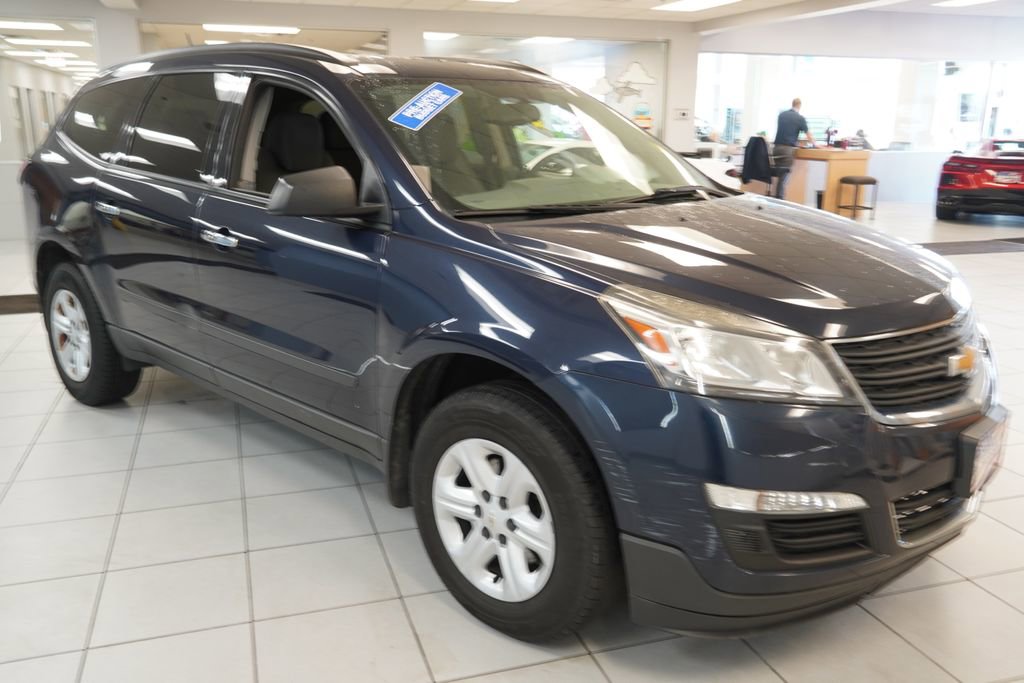 Used 2017 Chevrolet Traverse LS FWD image 15