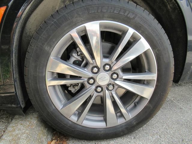 Used 2025 Cadillac XT6 Premium Luxury w/ Platinum Package AWD/4WD image 5