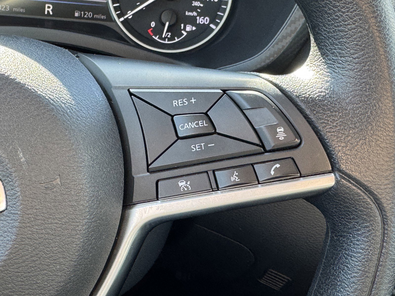 Used 2023 Nissan Sentra SV image 21