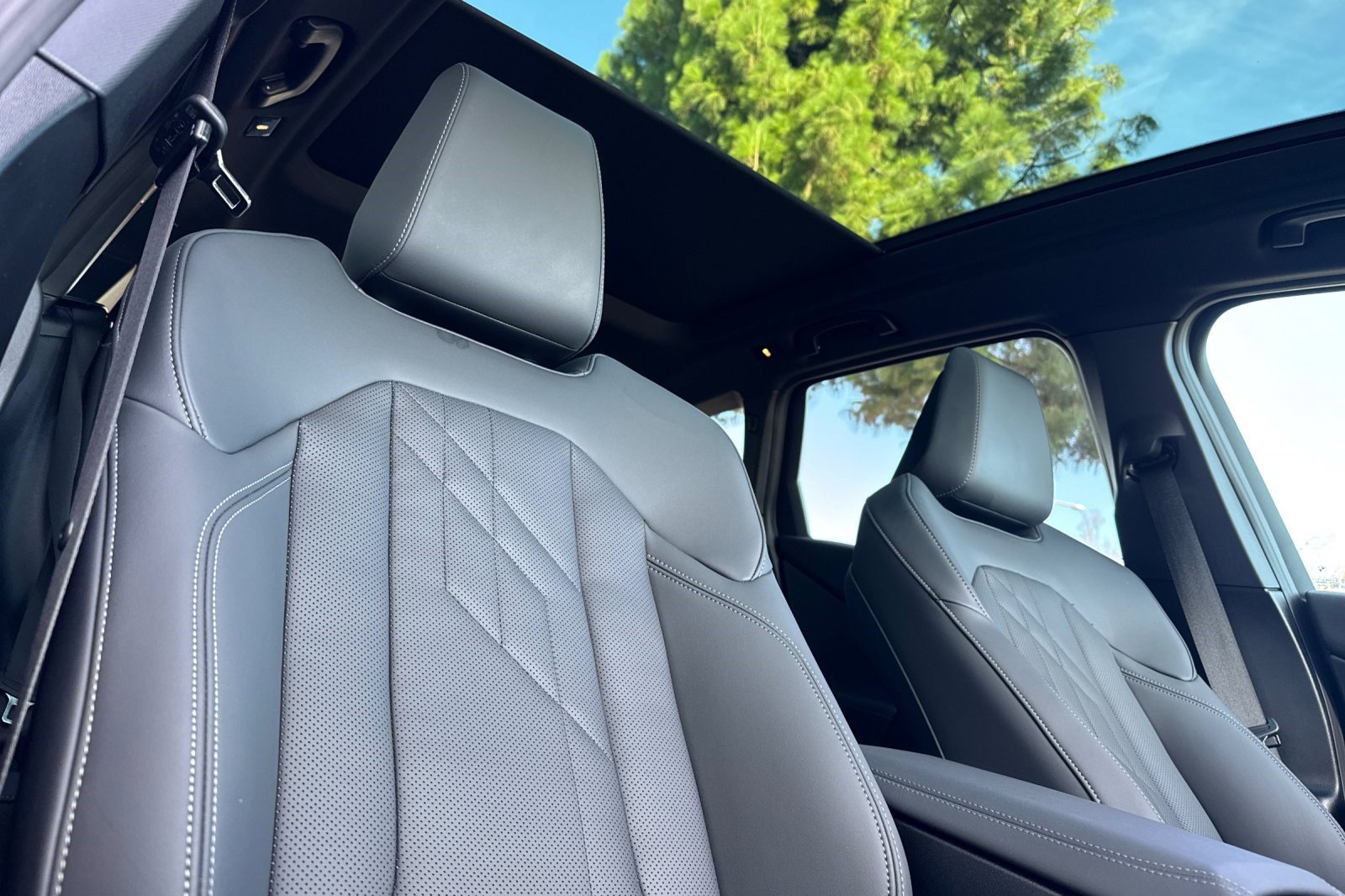 Used 2025 BMW X3 xDrive30i w/ Premium Package image 21