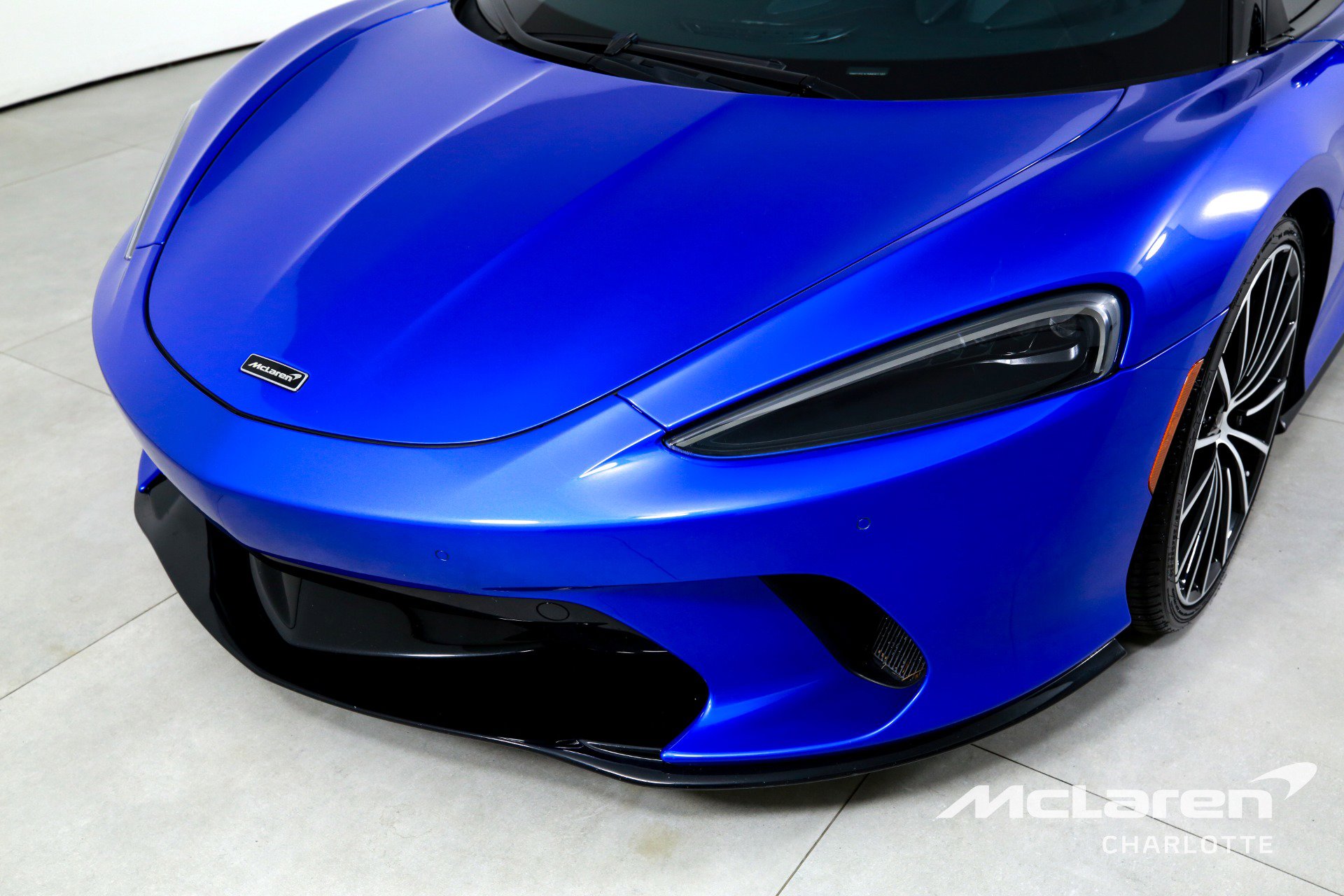 Used 2021 McLaren GT image 29