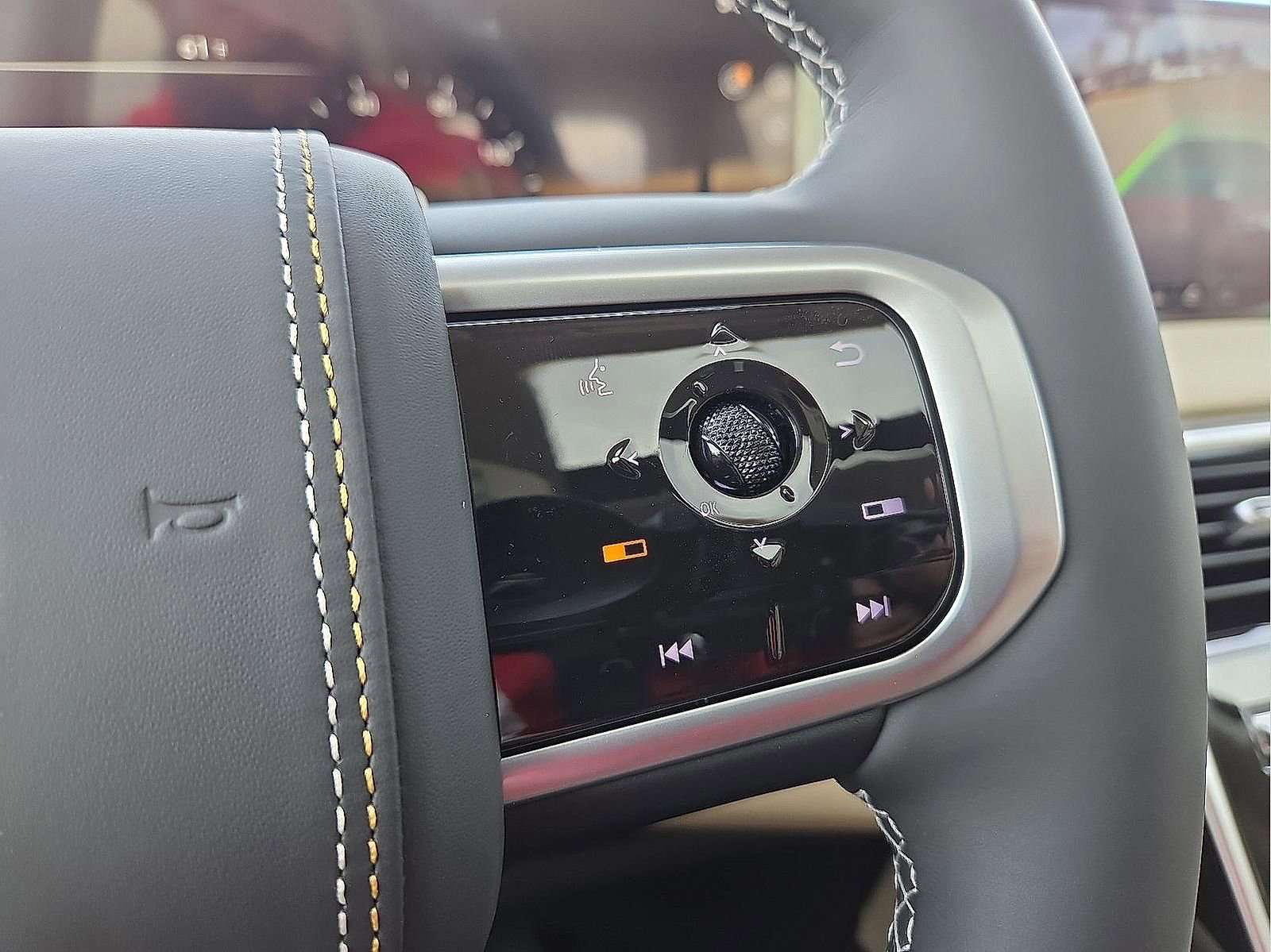 New 2026 Nissan Armada Platinum Reserve image 17