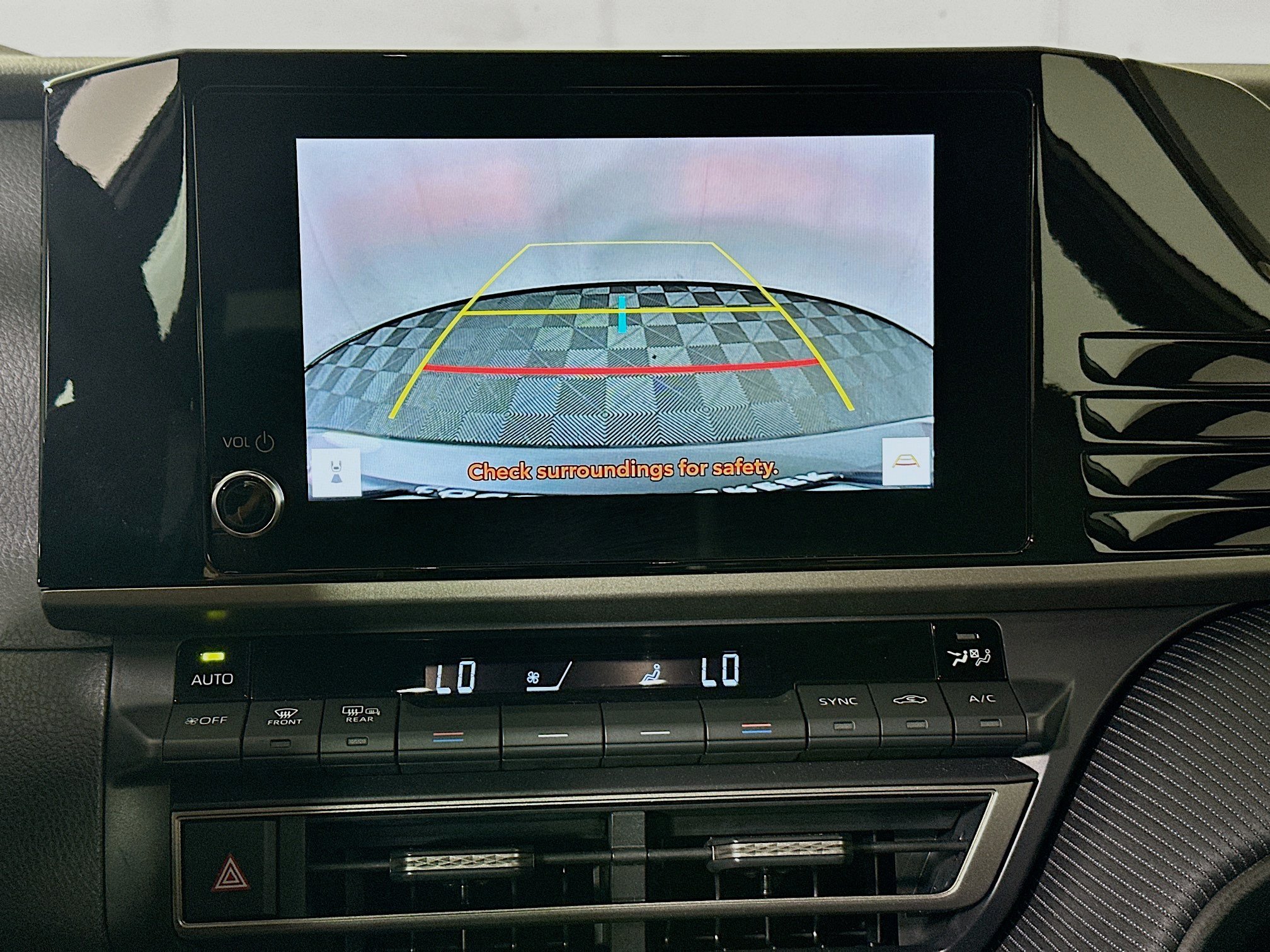 Used 2026 Toyota Camry SE w/ Convenience Package FWD image 25