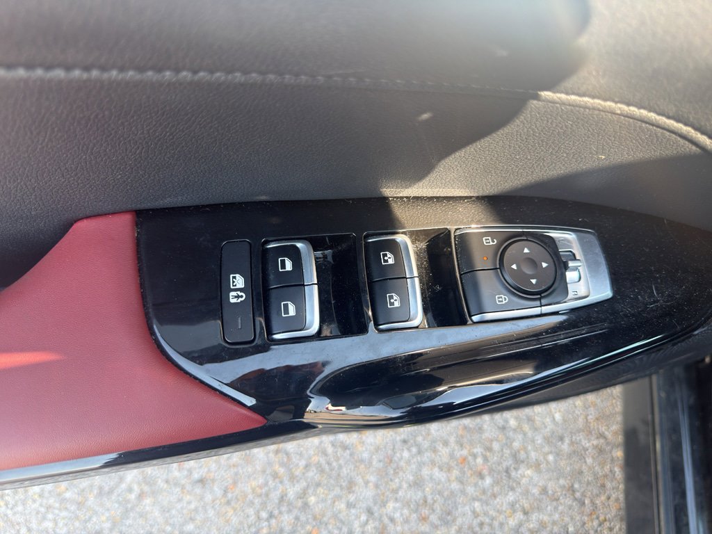 Used 2025 Kia K5 GT-Line w/ GT-Line Premium Package image 10