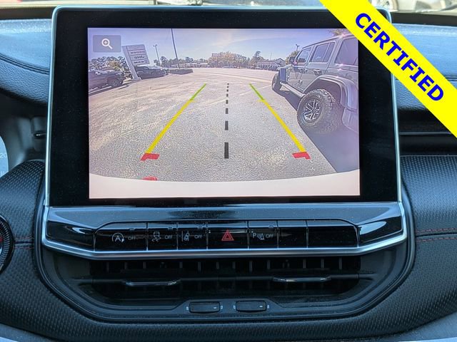 Used 2023 Jeep Compass Trailhawk AWD/4WD image 18