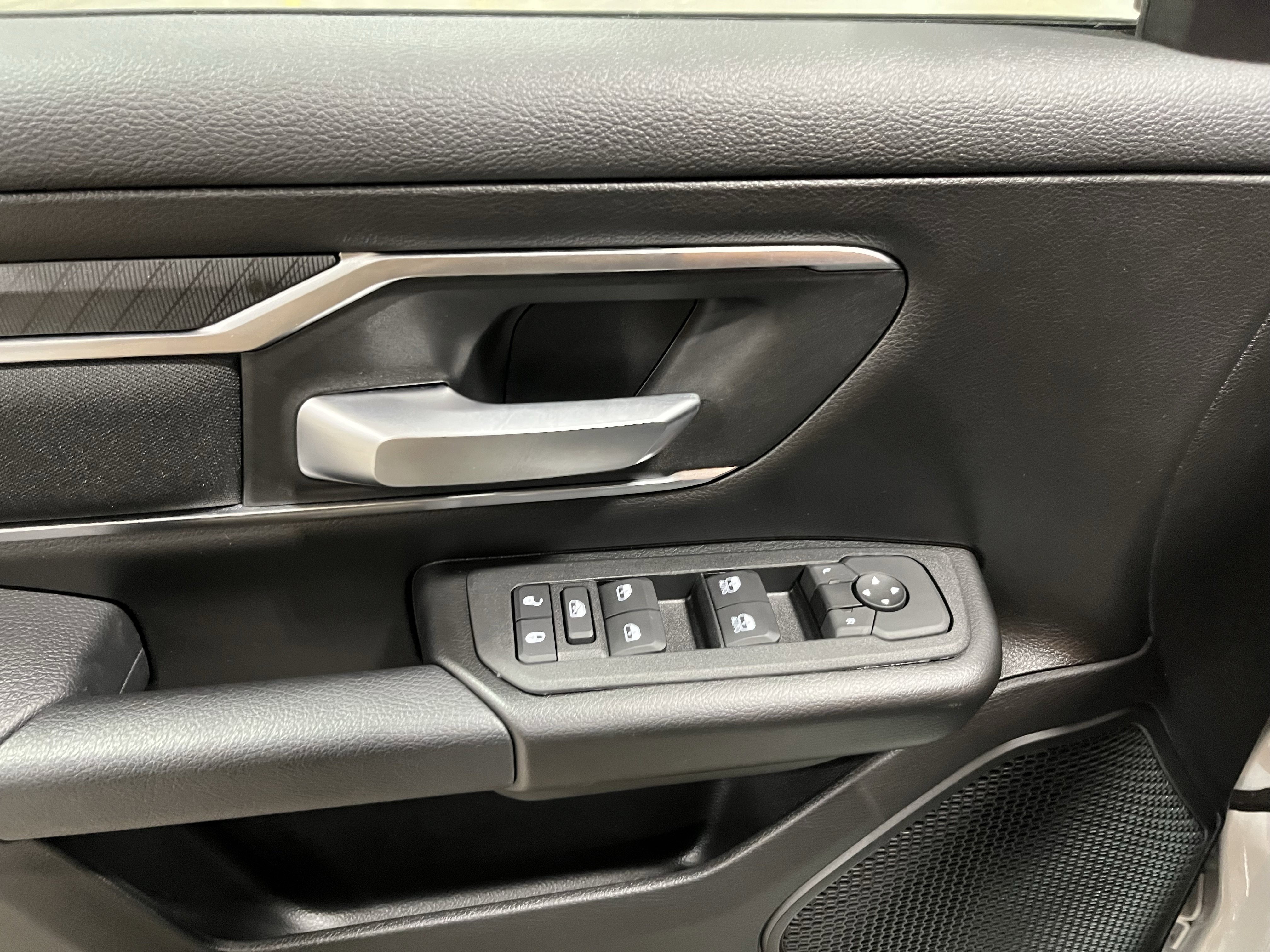 Used 2025 RAM 1500 Big Horn image 17