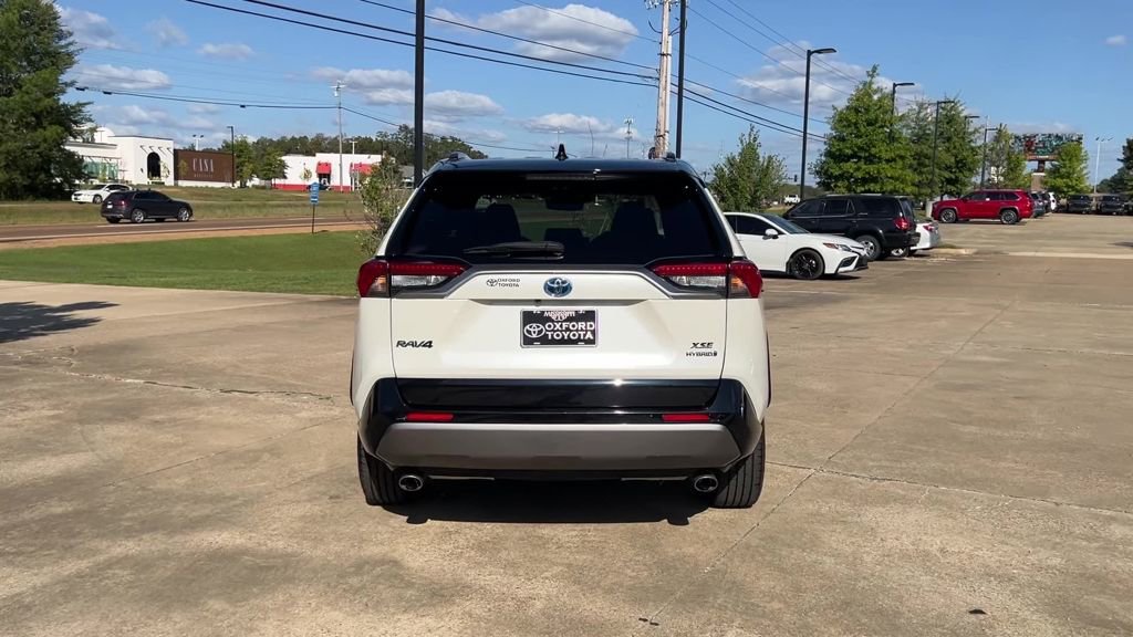 Used 2021 Toyota RAV4 XSE w/ XSE Grade Weather Package image 5