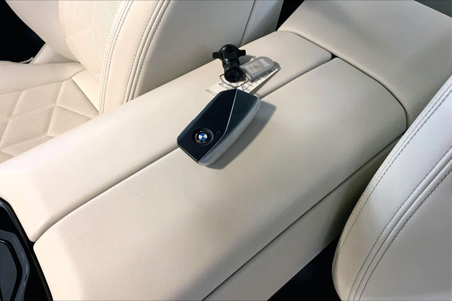 Certified 2024 BMW 530i xDrive w/ Premium Package AWD/4WD image 14