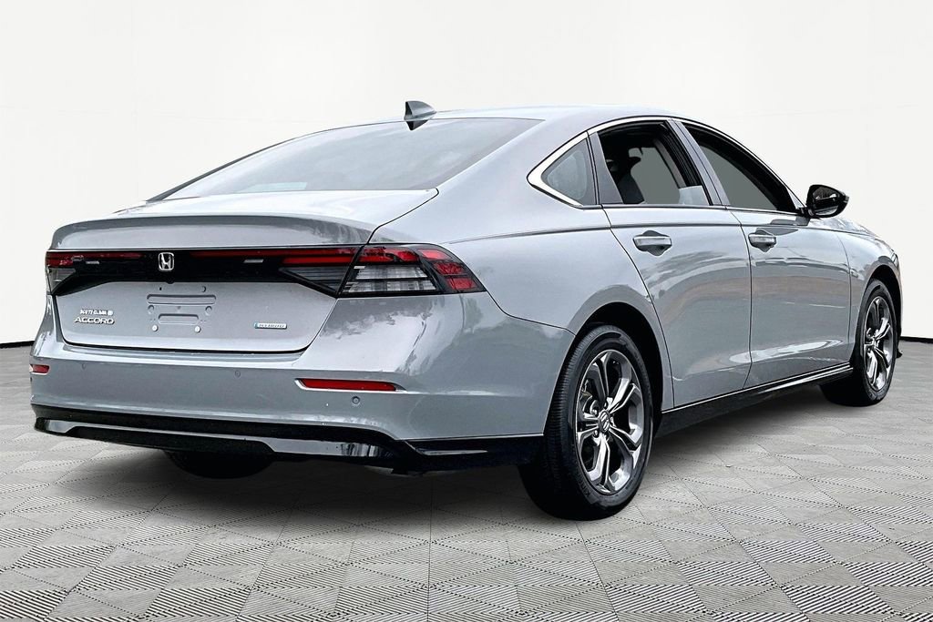 Used 2024 Honda Accord EX-L image 6