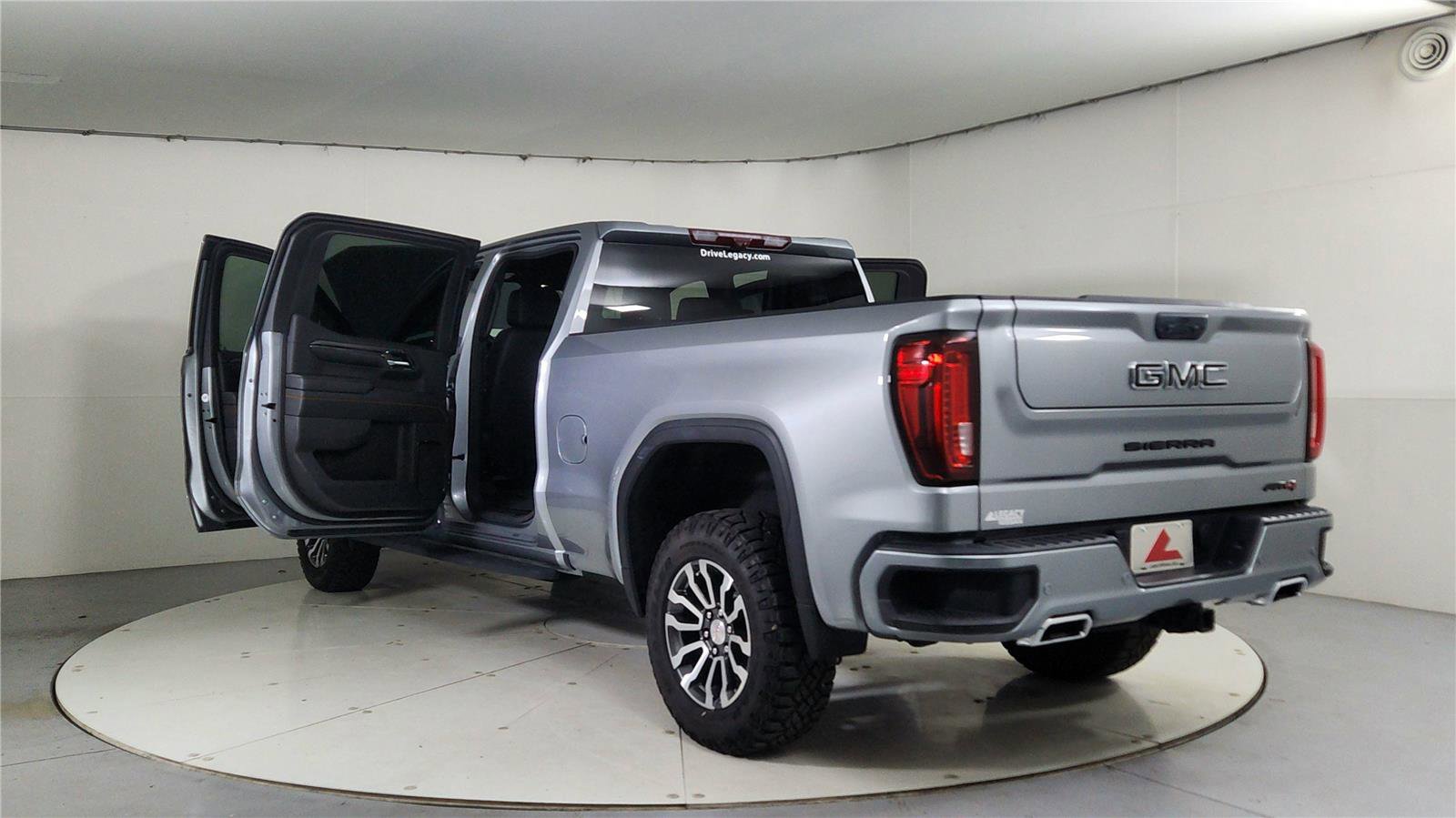 Used 2023 GMC Sierra 1500 AT4 w/ Technology Package image 11