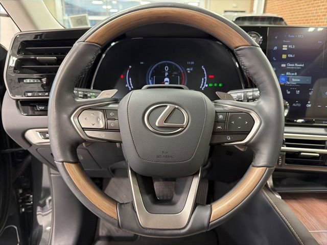 Used 2023 Lexus RX 350 AWD w/ Accessory Package (Z1) image 15
