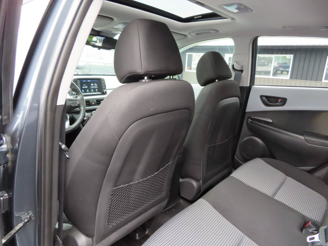 Used 2019 Hyundai Kona SEL w/ SEL Tech Package 02 FWD image 38