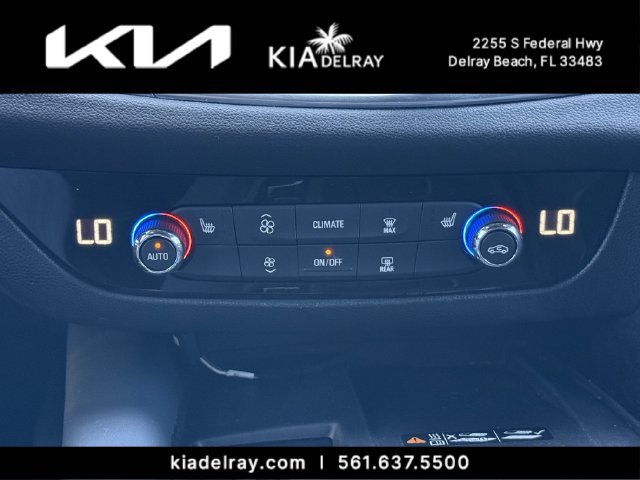 Used 2023 Buick Enclave Essence FWD image 23