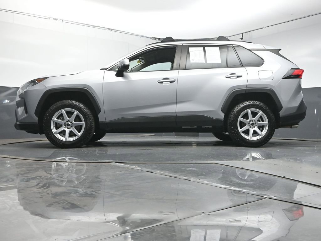 Used 2019 Toyota RAV4 LE w/ All Weather Liner Package image 33