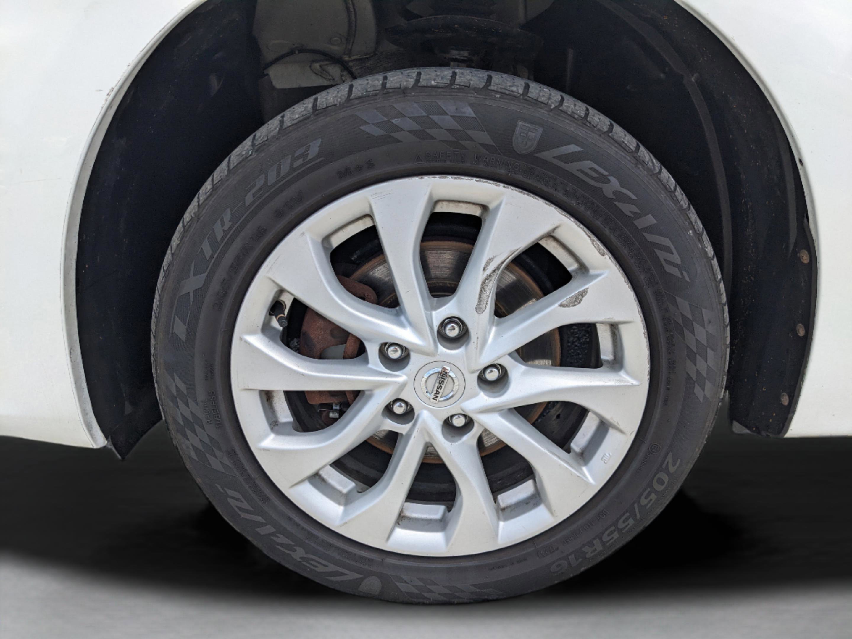 Used 2018 Nissan Sentra SV image 36