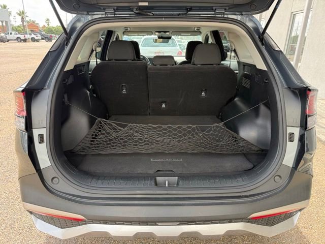 Used 2023 Kia Sportage LX FWD image 16