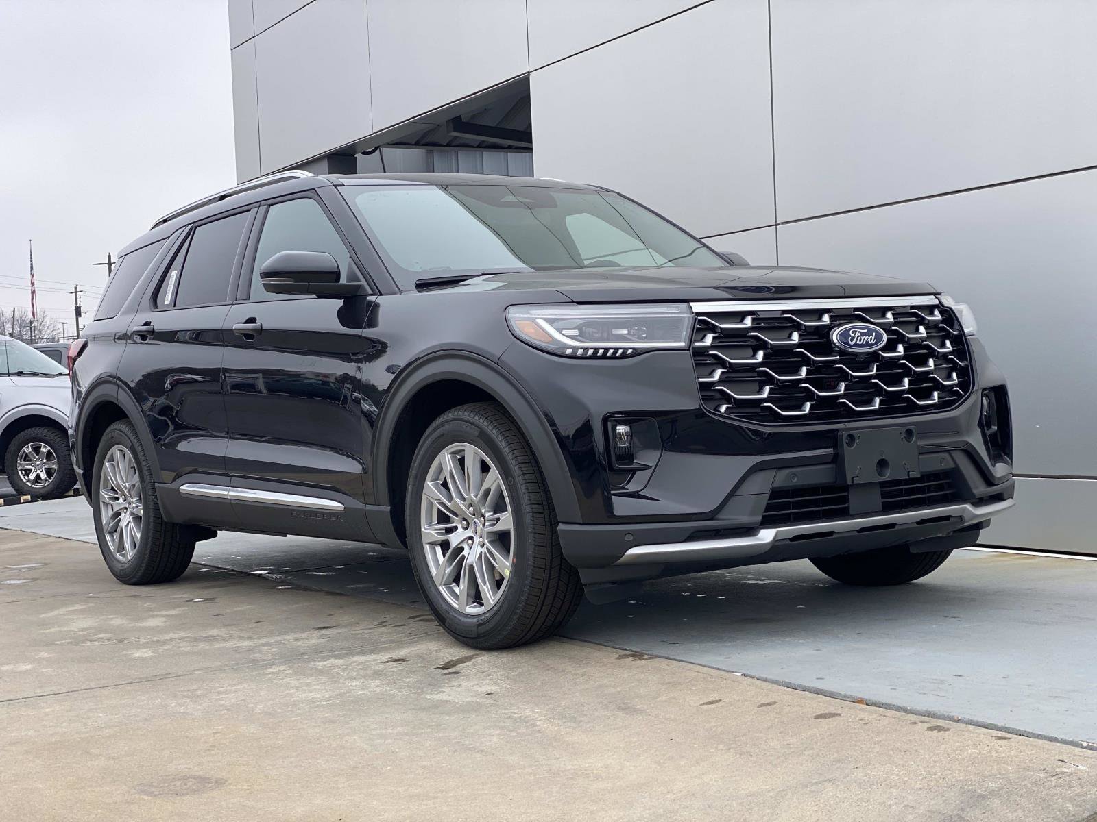 New 2026 Ford Explorer Platinum image 2