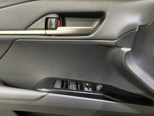Used 2026 Toyota Camry Hybrid w/ Multimedia Upgrade Package image 13