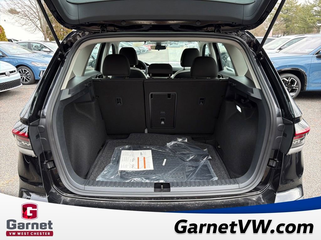 New 2025 Volkswagen Taos S image 14