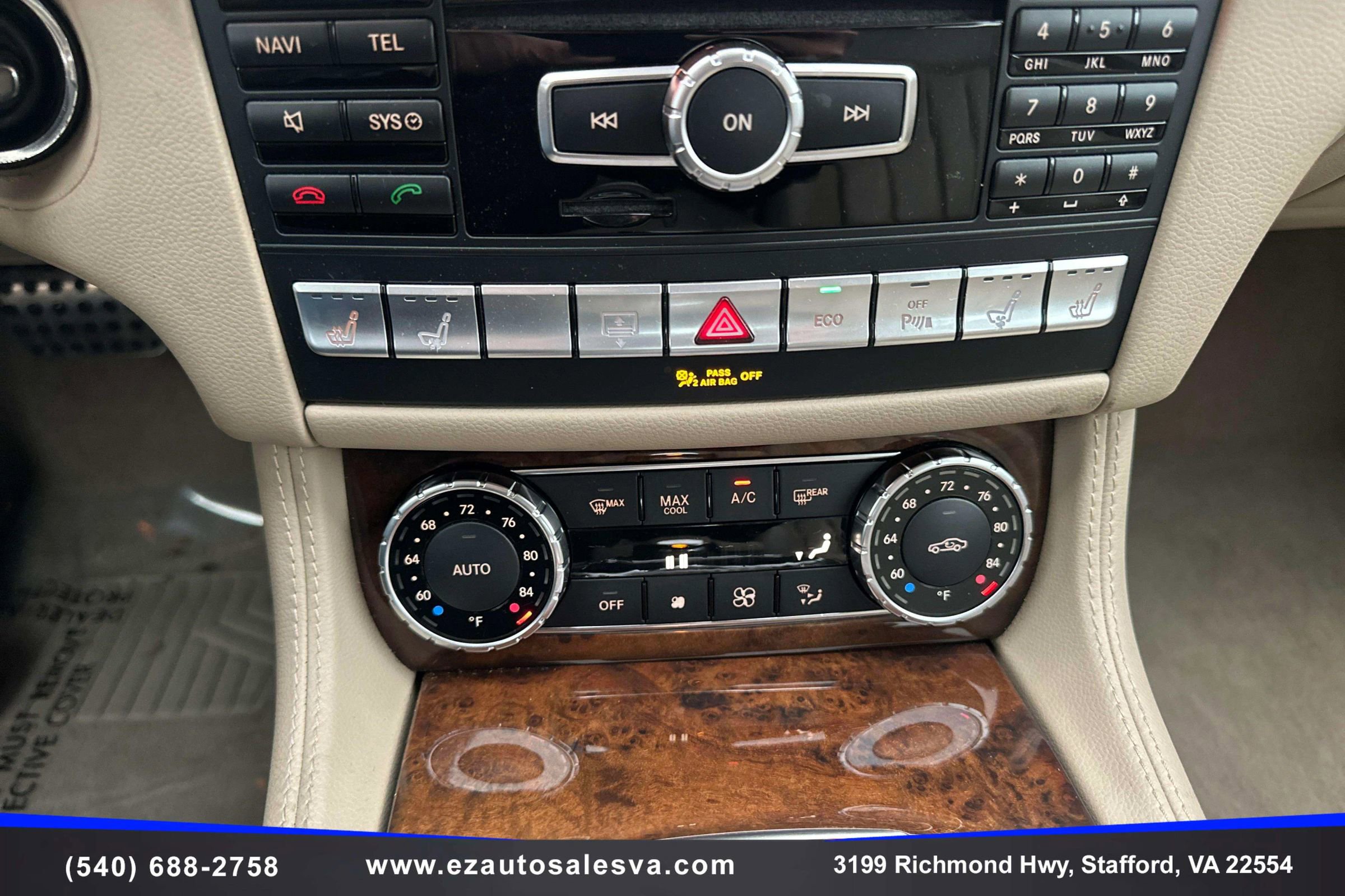 Used 2014 Mercedes-Benz CLS 550 4MATIC w/ Premium 1 Package image 24